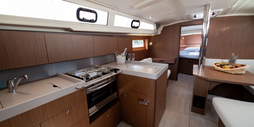 Beneteau Oceanis 41.1