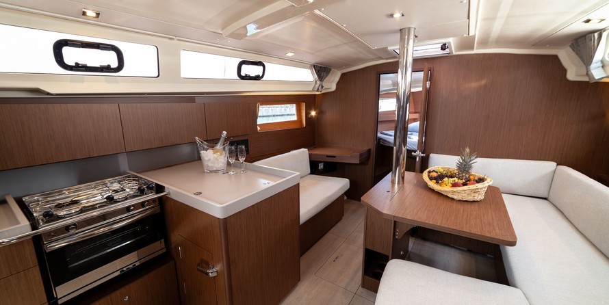 Beneteau Oceanis 41.1