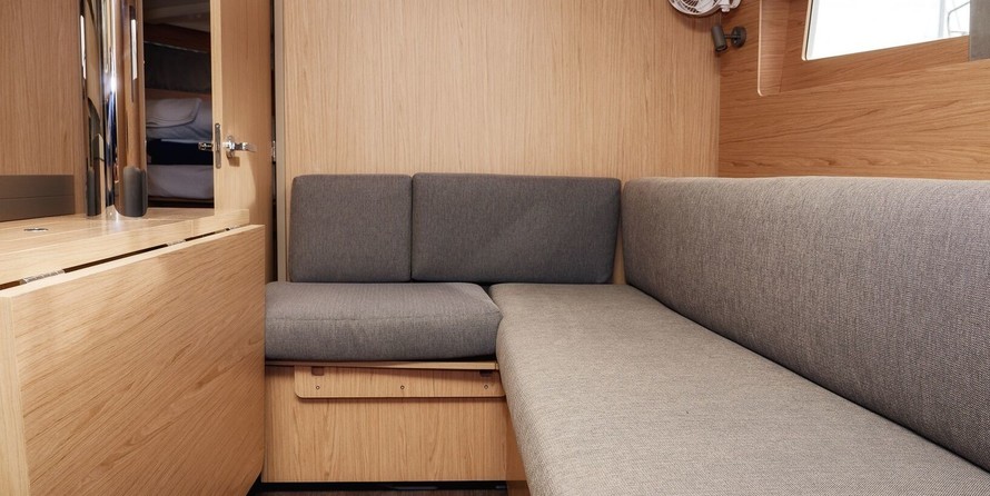 Beneteau Oceanis 41.1