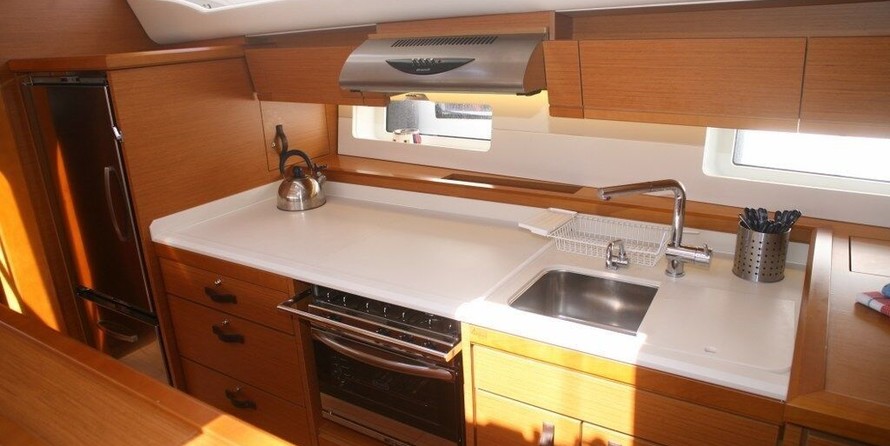 Jeanneau 54