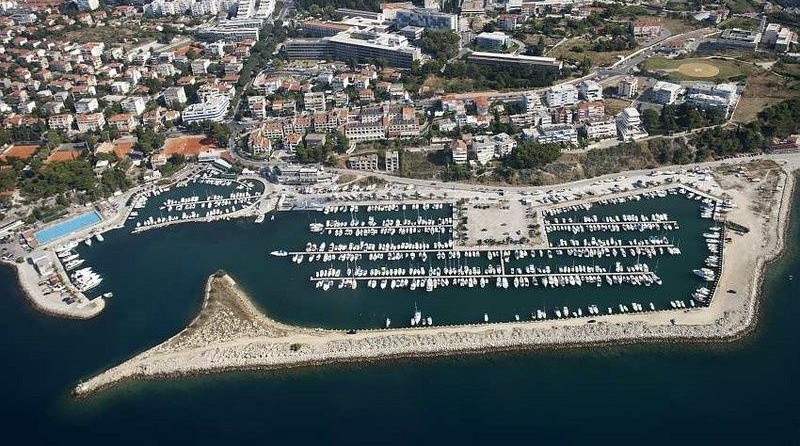 Beneteau Oceanis 393 Clipper