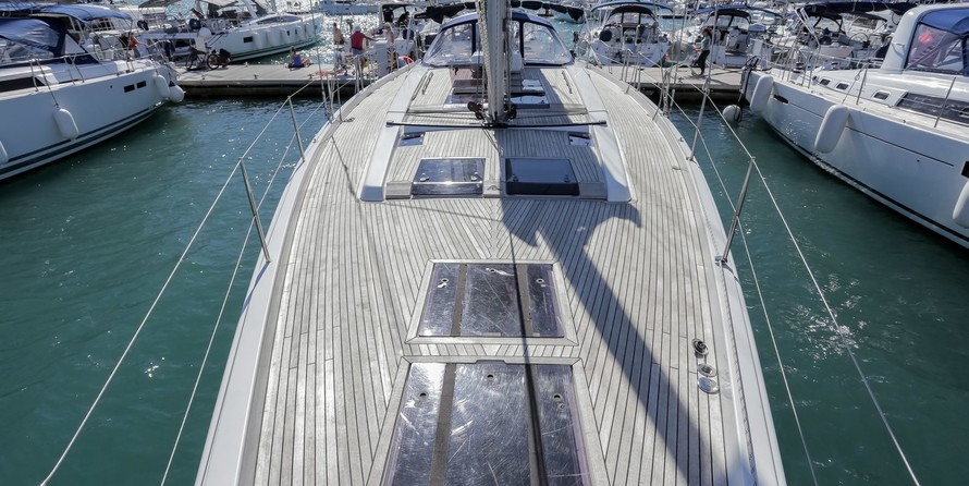 Hanse 575