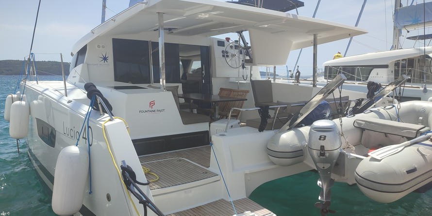 Fountaine Pajot Lucia 40