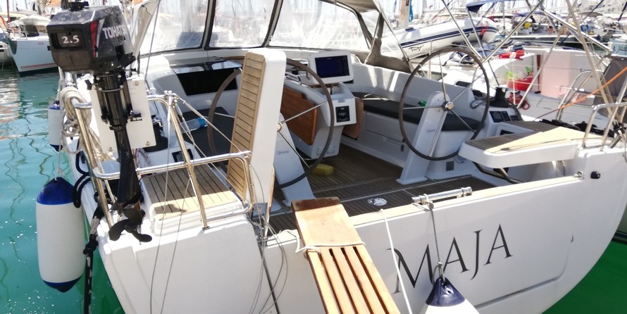 Hanse 418