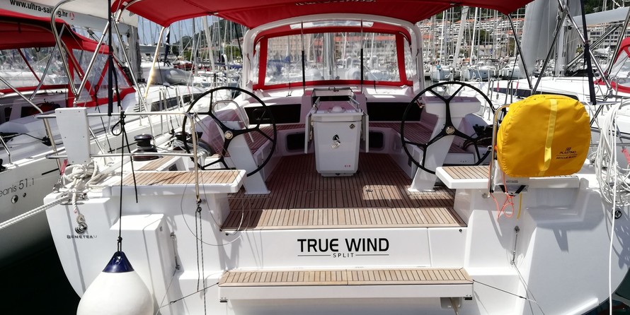 Beneteau Oceanis 51.1