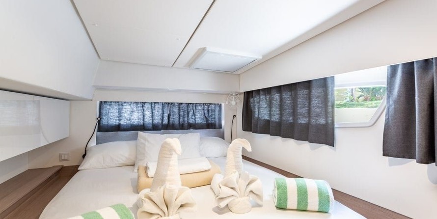 Fountaine Pajot Elba 45