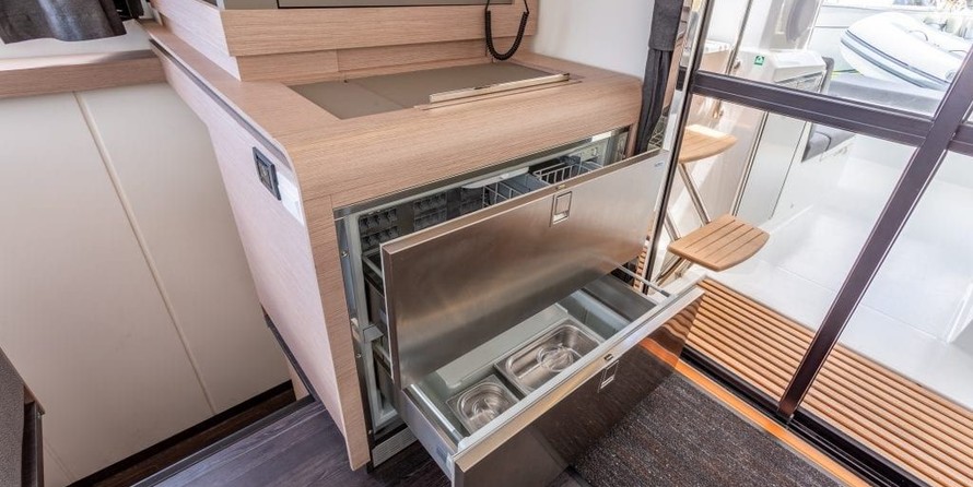 Fountaine Pajot Elba 45