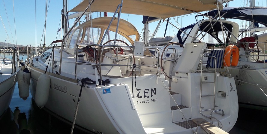Beneteau Oceanis 43