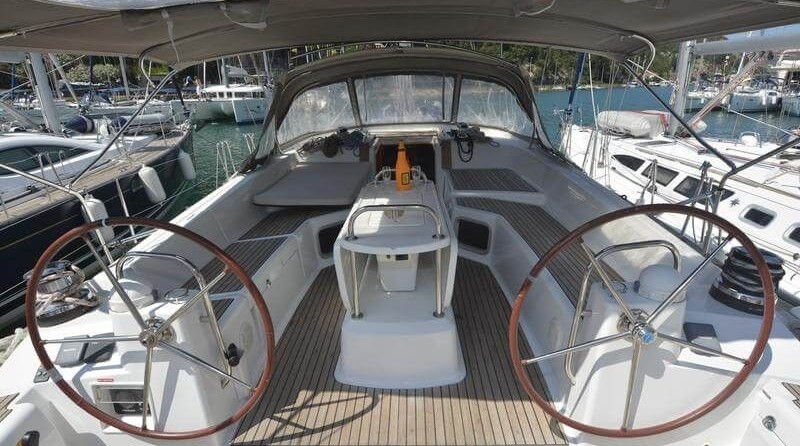 Jeanneau 53