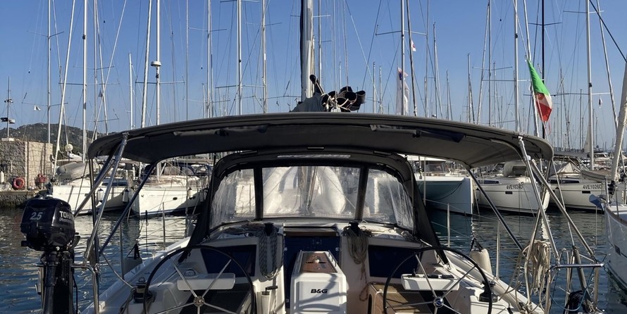 Dufour 390