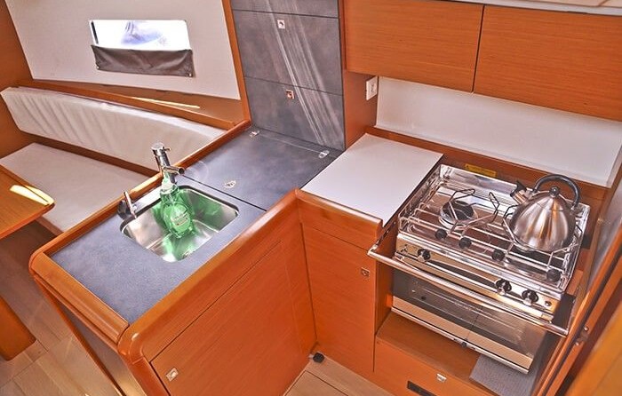 Jeanneau Sun Odyssey 33