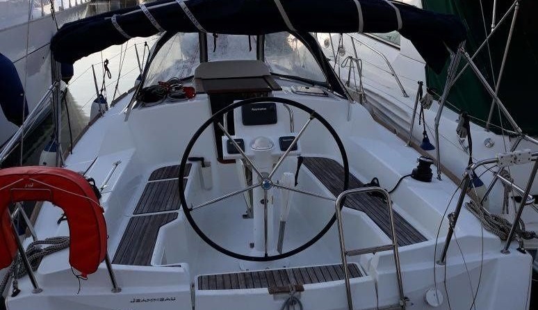 Jeanneau Sun Odyssey 33