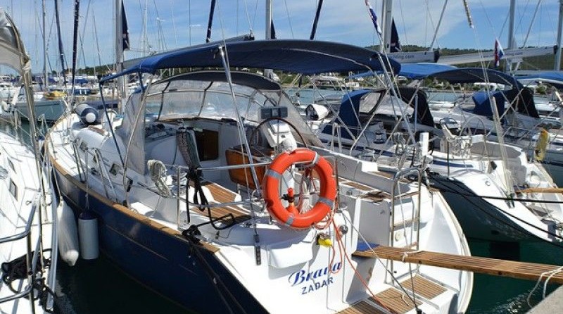 Beneteau Oceanis Clipper 423
