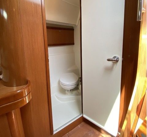 Beneteau Oceanis 43