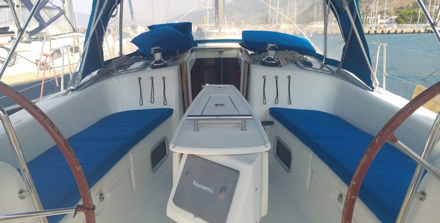 Beneteau Oceanis 43