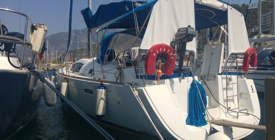 Beneteau Oceanis 43