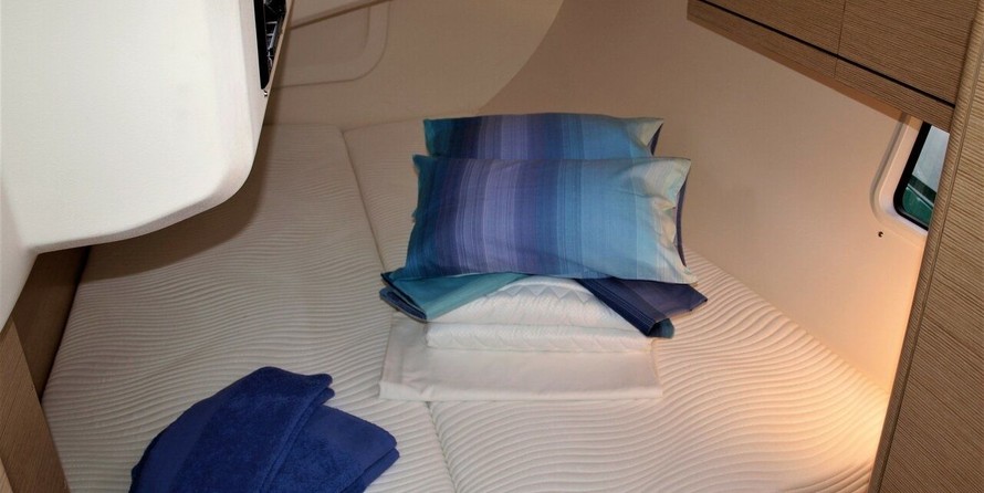 Hanse 418