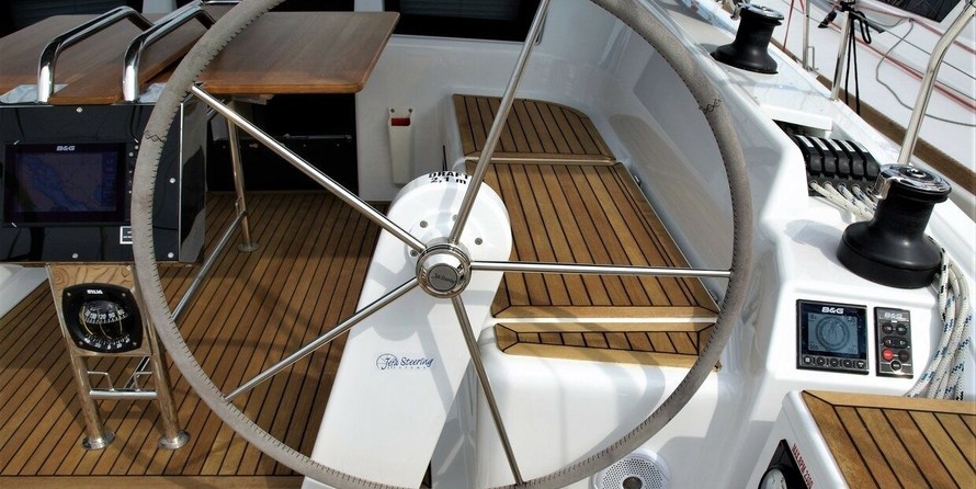 Hanse 418