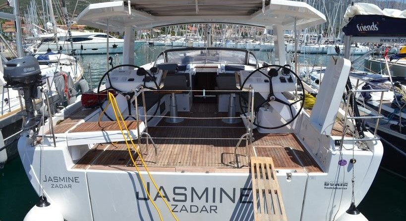 Hanse 588