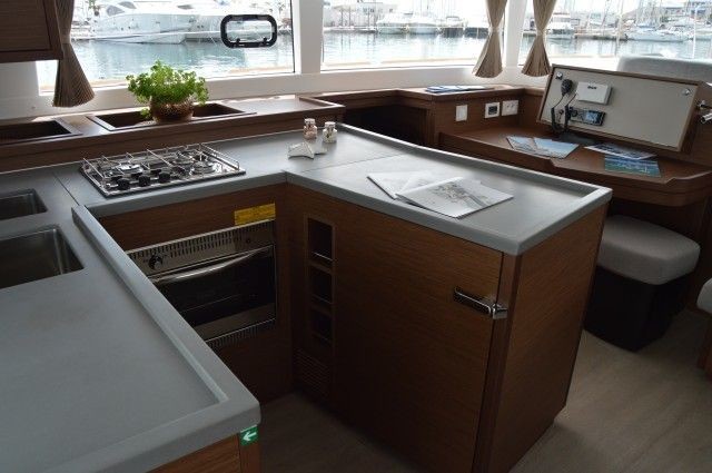 Lagoon 450 S