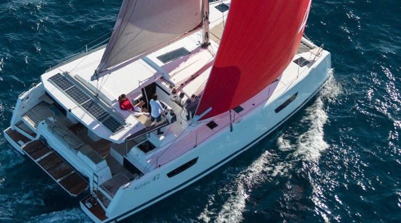 Fountaine Pajot Astréa 42