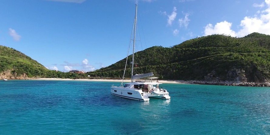 Fountaine Pajot Helia 44