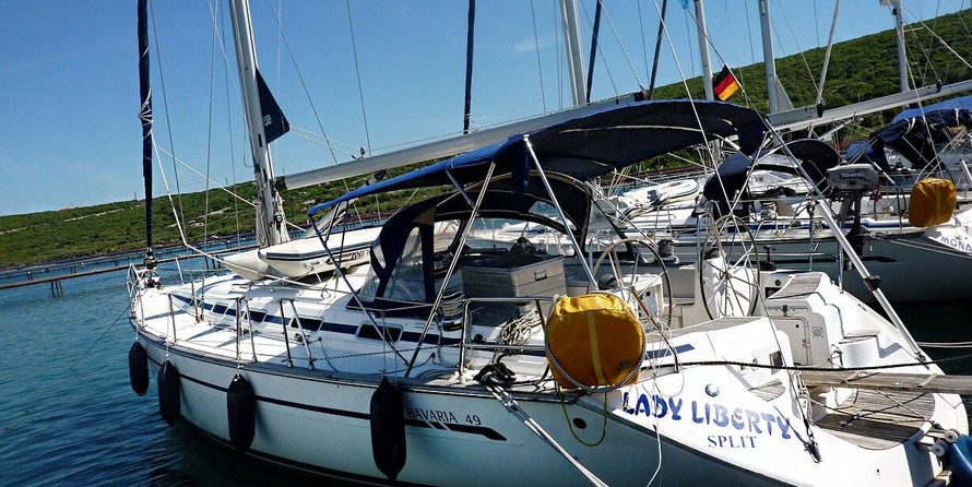 Bavaria 49