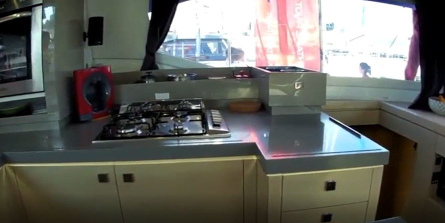 Fountaine Pajot Saona 47