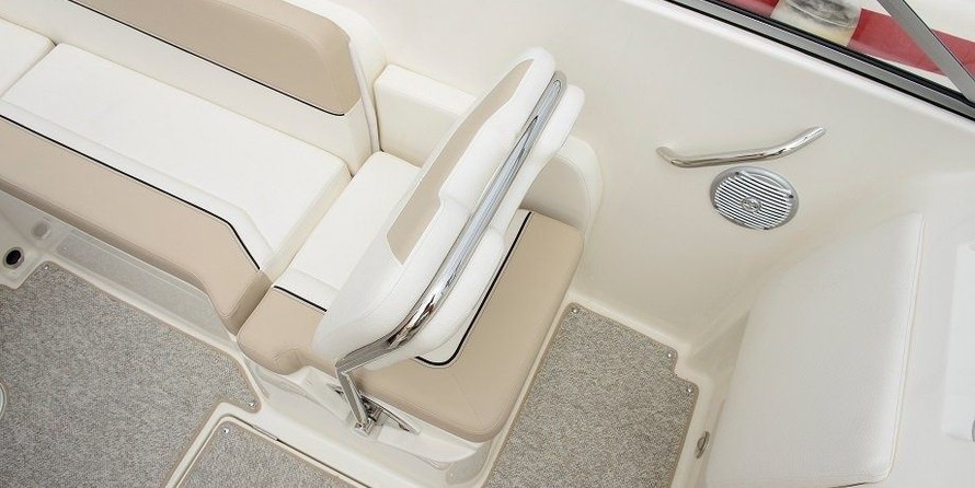 Bayliner 742 Cuddy
