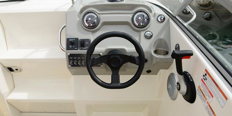 Bayliner 742 Cuddy