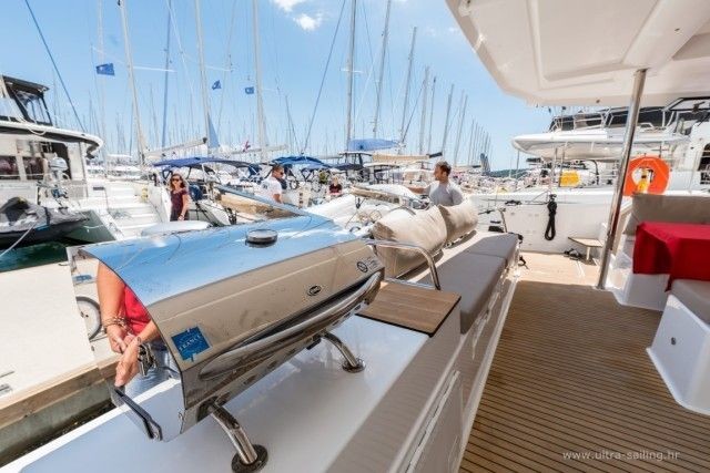 Fountaine Pajot Saona 47
