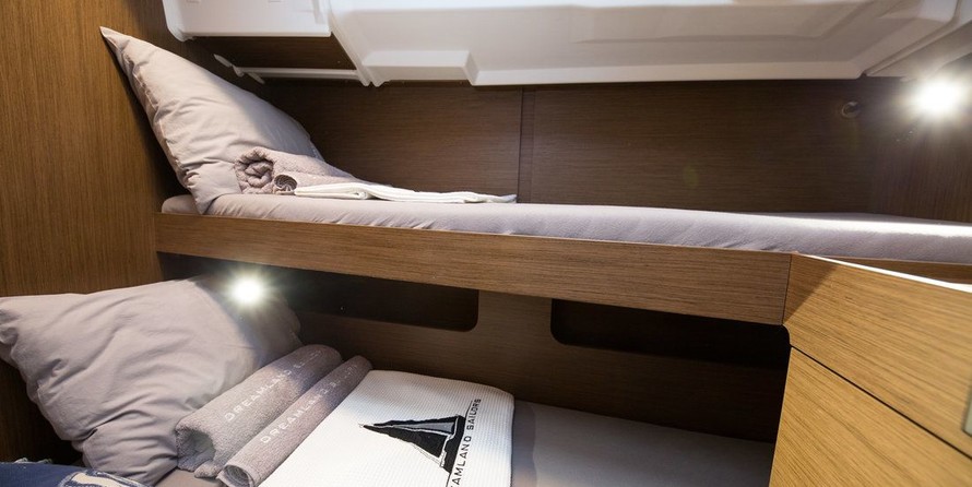 Beneteau Oceanis 46.1