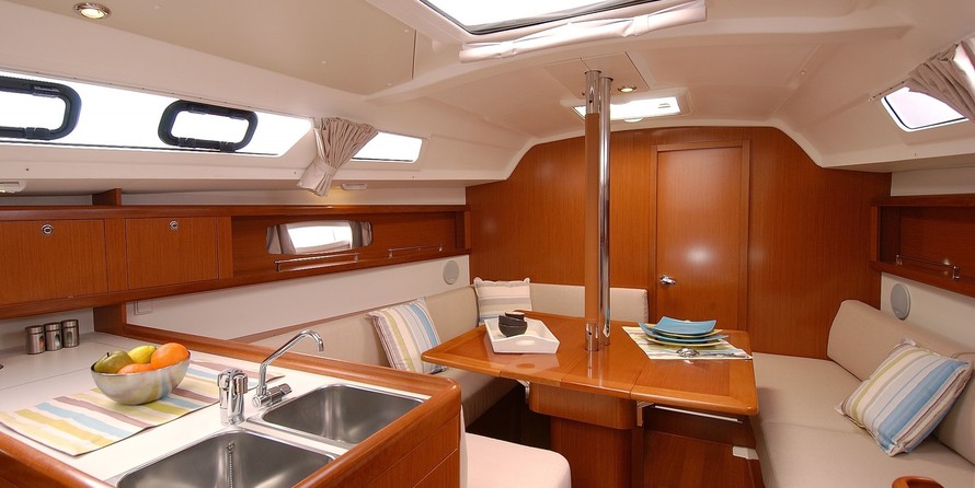 Beneteau Oceanis 34