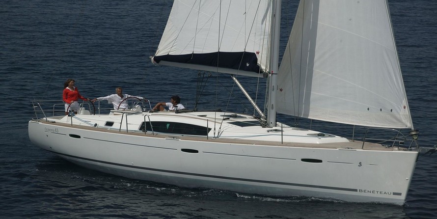 Beneteau Oceanis 43
