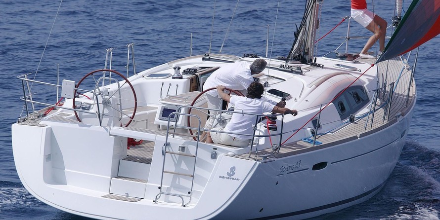 Beneteau Oceanis 43