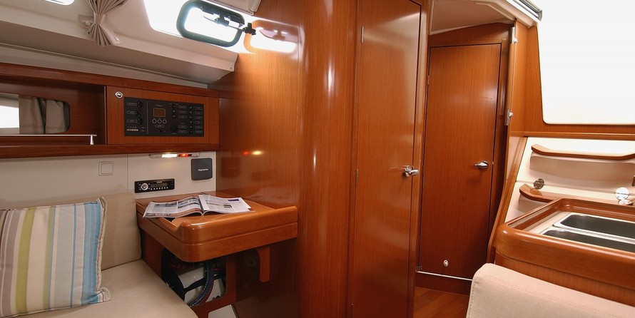 Beneteau Oceanis 34