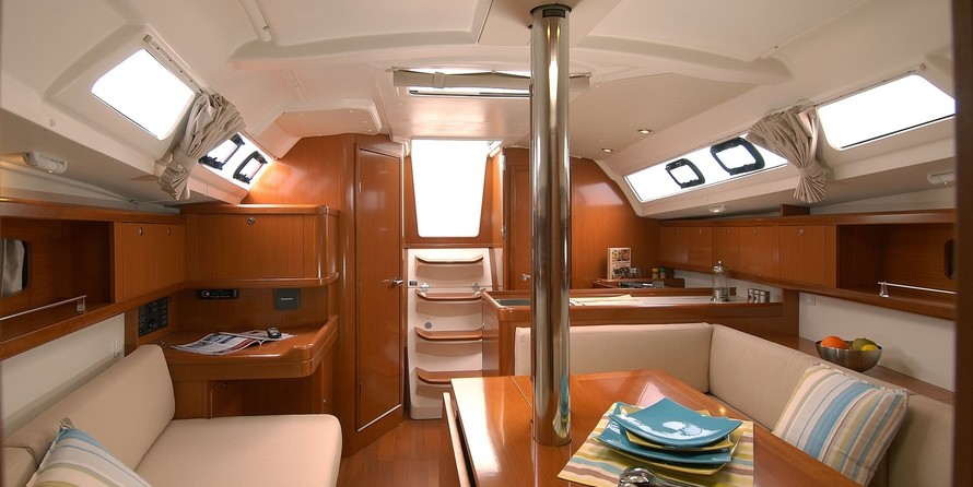 Beneteau Oceanis 34