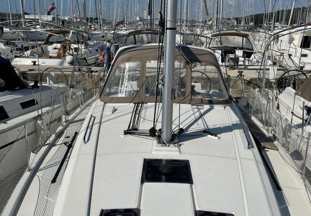 Beneteau Oceanis 41.1