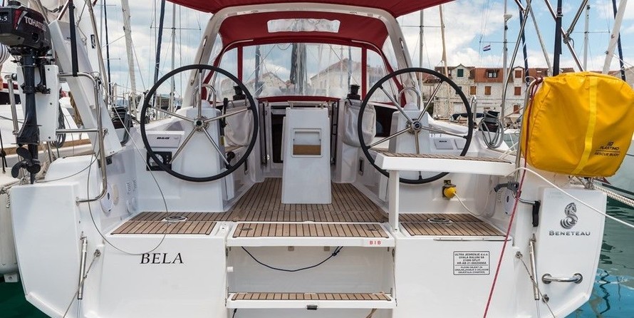 Beneteau Oceanis 35