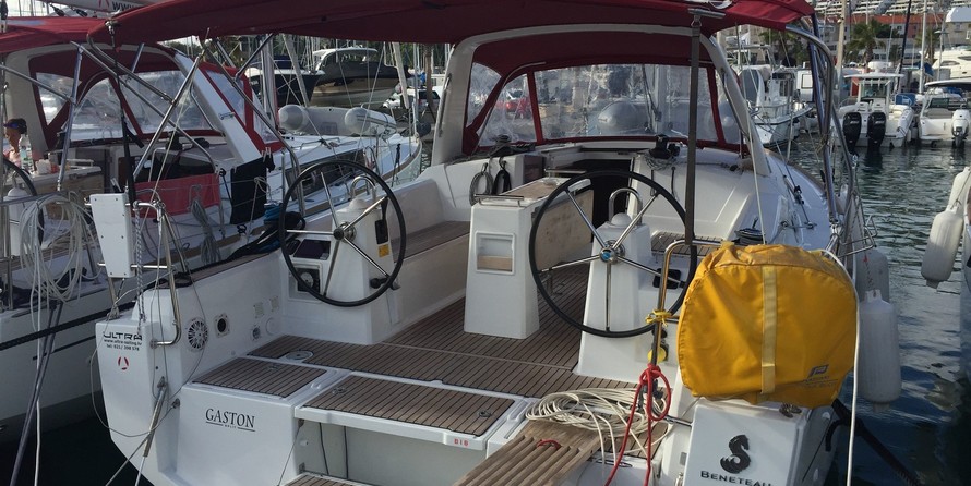 Beneteau Oceanis 35