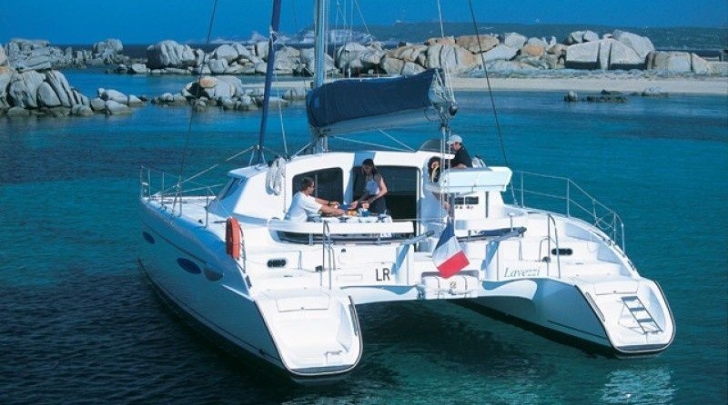 Fountaine Pajot Lavezzi 40