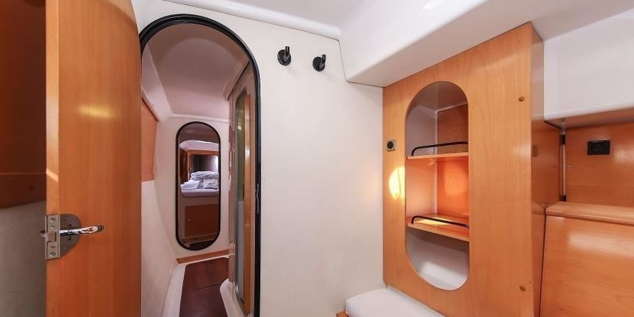 Fountaine Pajot Lavezzi 40