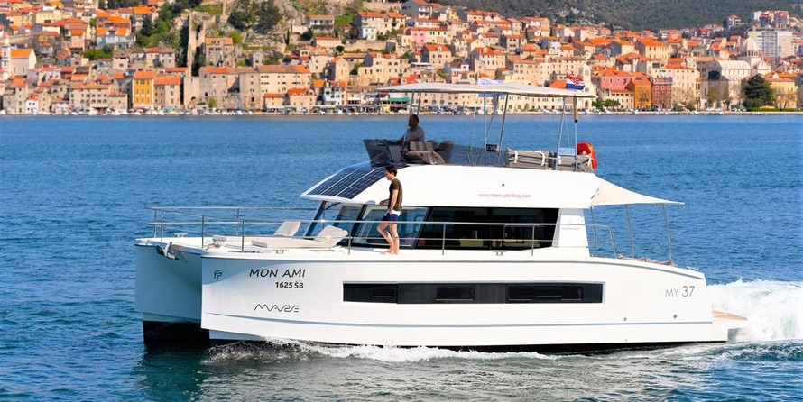 Fountaine Pajot MY 37