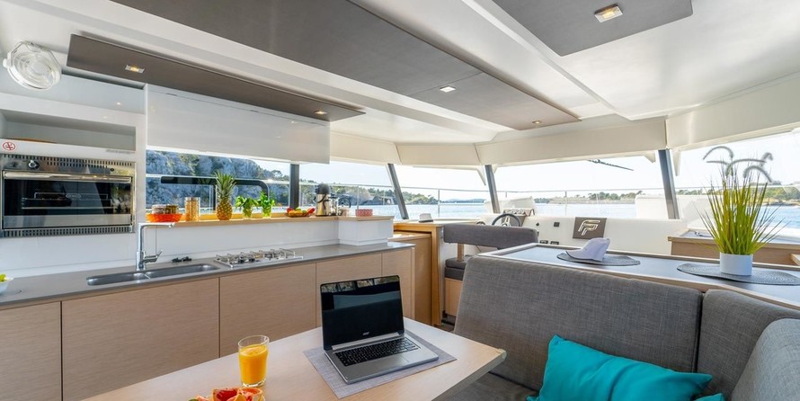 Fountaine Pajot MY 37