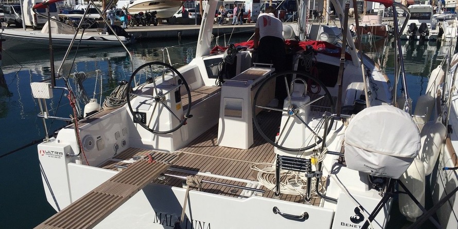 Beneteau Oceanis 35