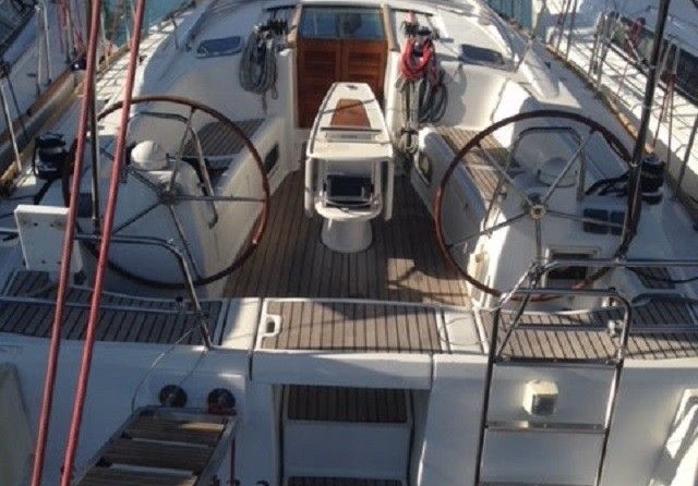 Beneteau Oceanis 43
