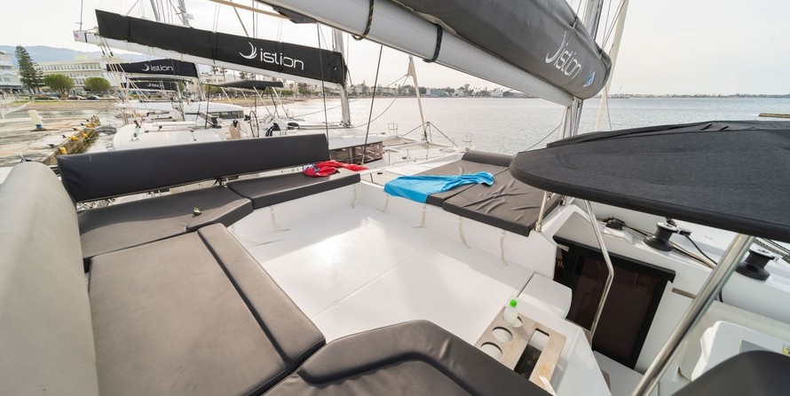 Fountaine Pajot Elba 45