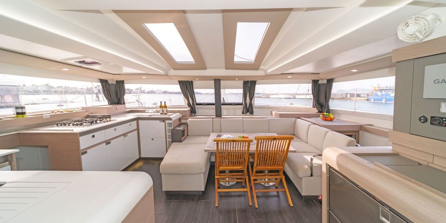 Fountaine Pajot Elba 45
