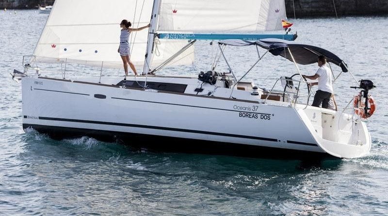 Beneteau Oceanis 37