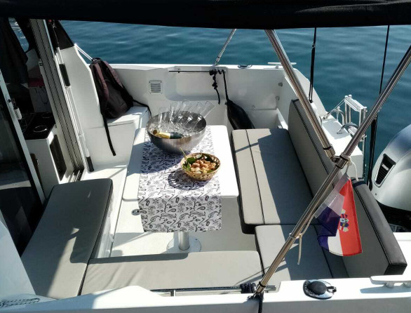 Jeanneau Merry Fisher 795